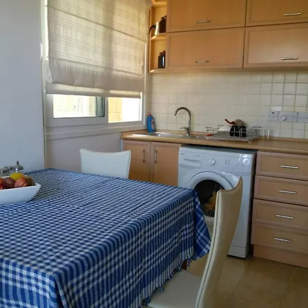 сomfortable 3 + 1 By The Sea