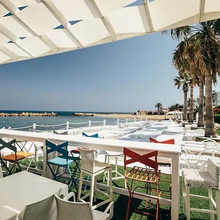 сomfortable 3 + 1 By The Sea