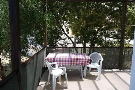сomfortable 3 + 1 By The Sea Templos